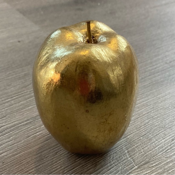 Shiny Gold Lacquer Apple Decor - Picture 5 of 5